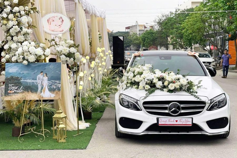 Kinh nghiệm khi thuê dịch vụ xe cưới hỏi